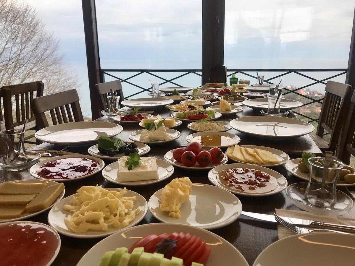 ריזה Kaf Dagi Konak Hotel מראה חיצוני תמונה